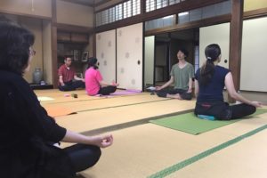 岡崎で呼吸と瞑想のクラスの様子